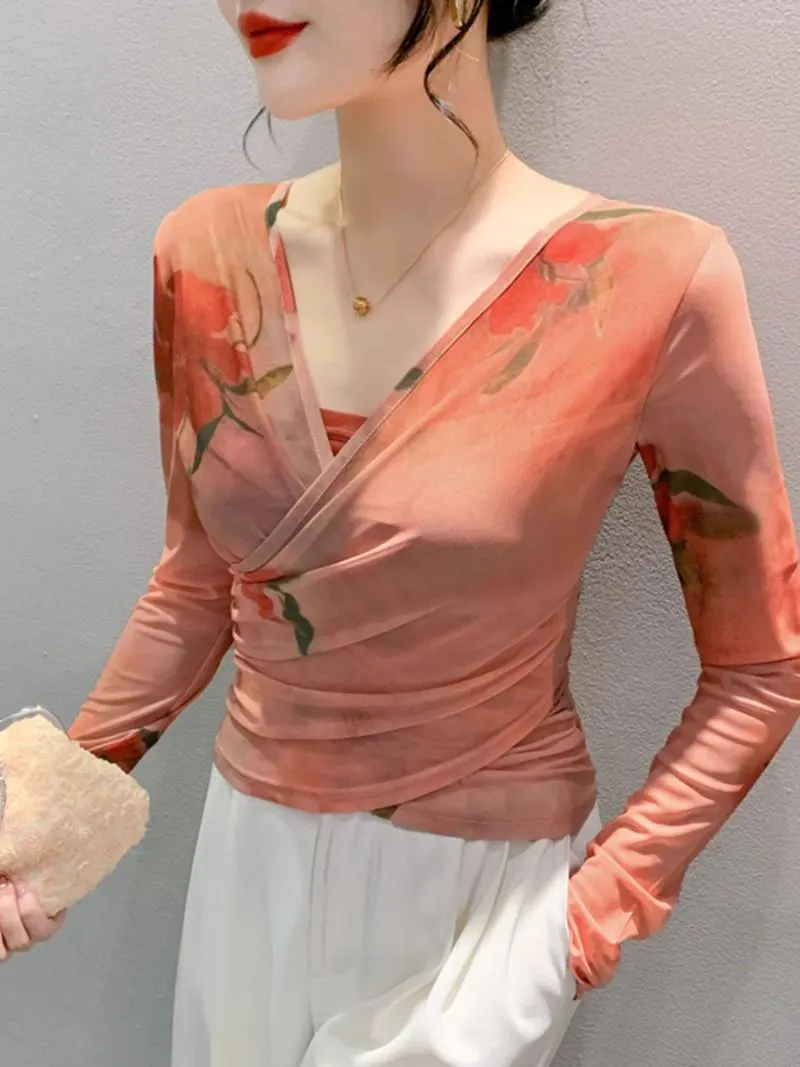 Kvinnors T -skjortor Tidig Autumn Sweet Printing Floral Mesh Shirt Girl Full Sleeve Crossed Hem V Neck Folds Slim Croped Tee Top FF0876