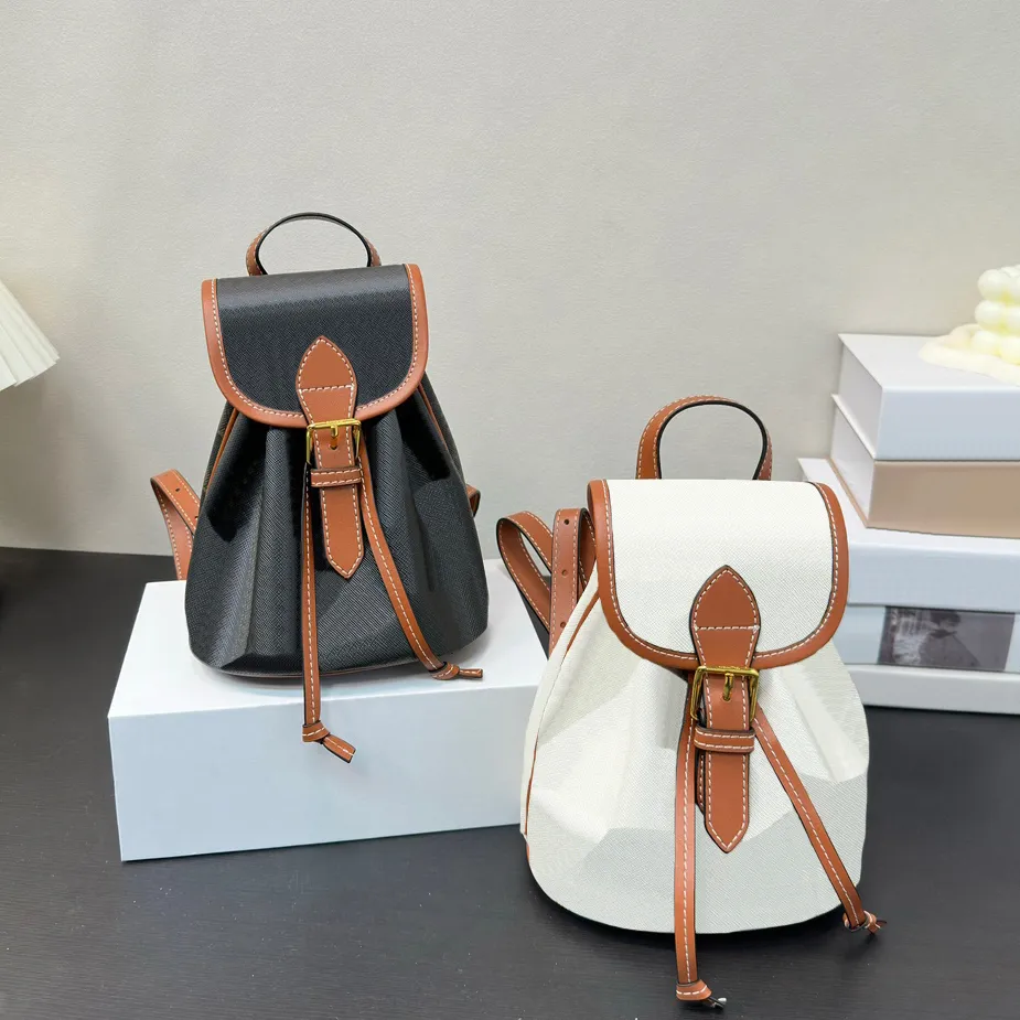 mini livre de sac à dos Designers de créateurs de femmes de créateurs sacs à dos back-match fashion womens pack avec sac à poussière