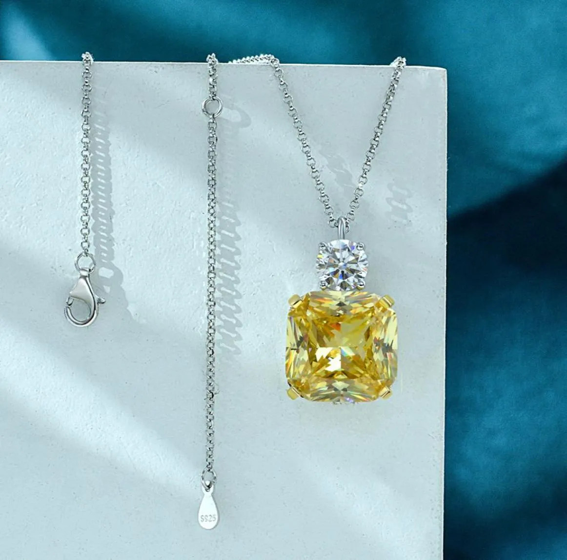 Charme 10ct Topaz Diamond Pendant Real 925 STERLING SILP PARTY PENDANT PENDANTS Collier pour femmes Bridal Chocker Jewelry4500668