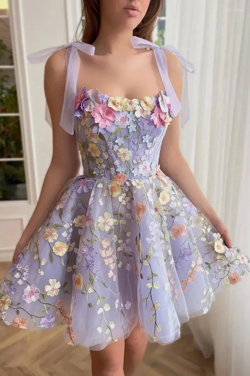 Abiti per feste Midi Lilac Blossom Vacille abiti 3d Fiori ricamati in tulle da telone da porto seque