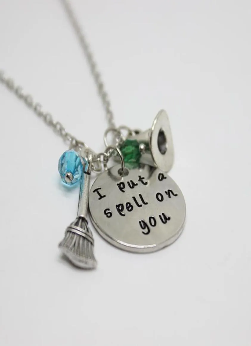 12pcslot ho messo un incantesimo su di te collana hocus pocus ispirato Halloween Witch Necklace Necklace Christmas Gift8049313