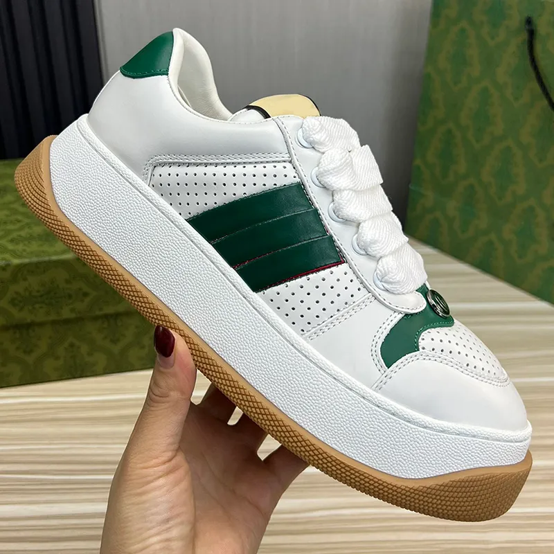 Original Designer Luxury Color Plain Leather Low Top Shoes Women Men Casual Lace Up Flat Sneakers Couple Style High Street Outdoor Trainers Walking Sneakers