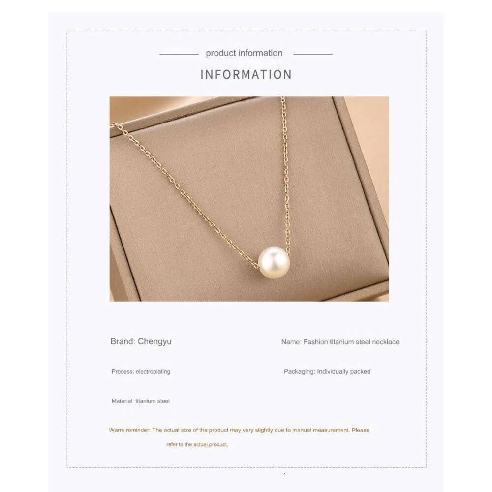 Collier de puissance minimaliste avec pendentif en cristal noir