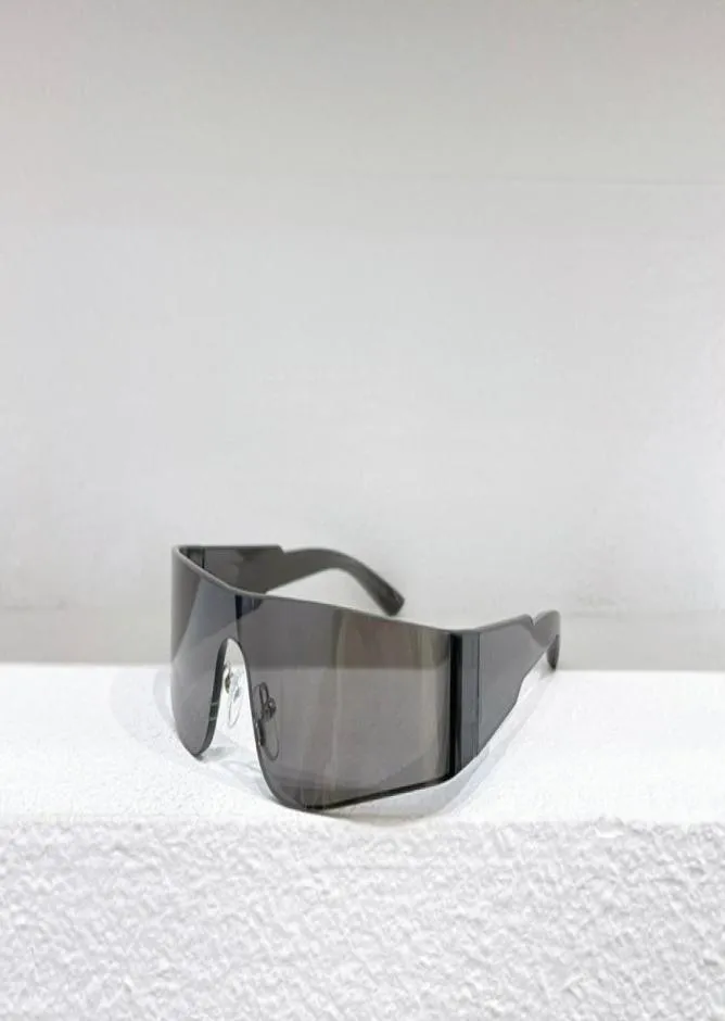 Sonnenbrille für Männer Frauen Sommer 0041 Maske Olecranon Style Antiultraviolett Retro Platte Vollrahmen Mode Brille Random Box 007770465