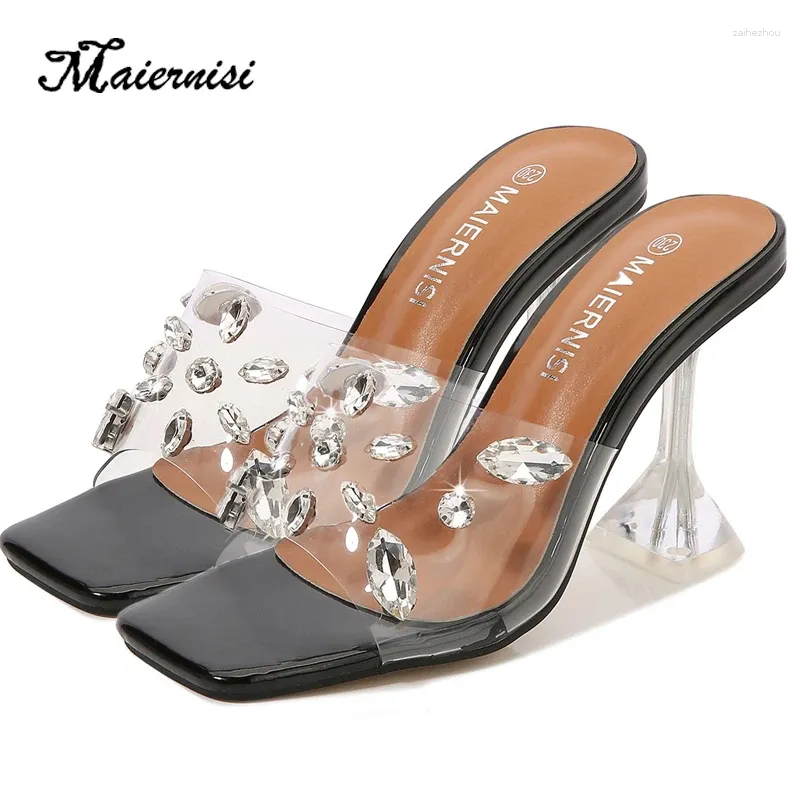 Slippers Sexy Wine Verre High Heels Slipper Drag Women Femmes Diamond Crystals Qualité de grande taille Chaussures de mode