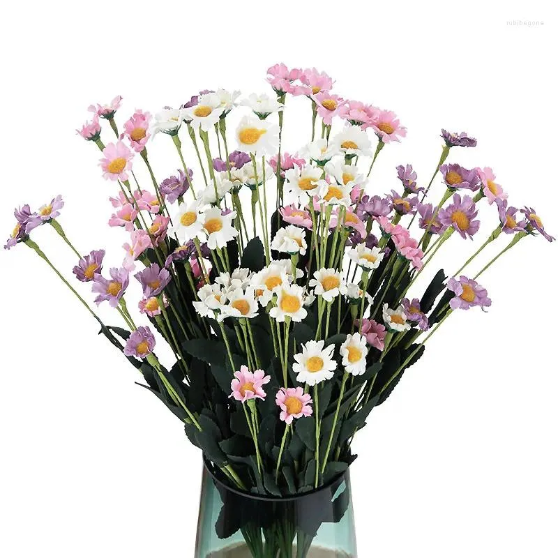 Fleurs décoratives 15 têtes Daisy Plastic artificiel faux bouquets arrangement pour décoration intérieure Jardin Décoration de décoration accessoires