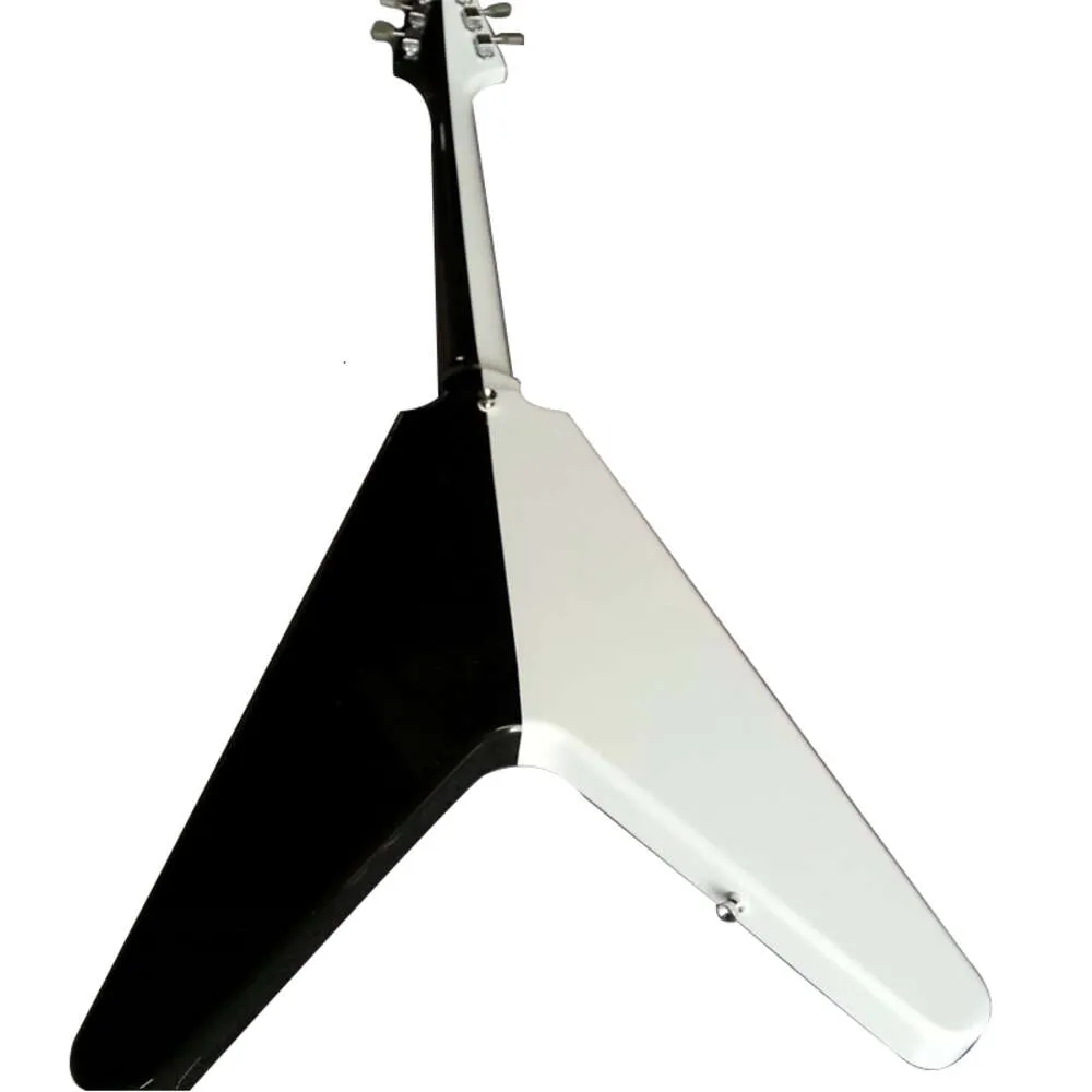 Personnalisation Flying V Guitare électrique en noir et blanc Bonne qualité Contrôle de la qualité