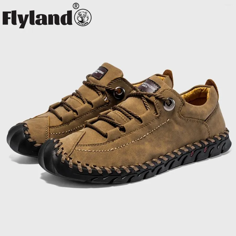 Zapatos informales Flyland Men de cuero hecho a mano Snakers de zapatillas cómodas conduciendo para el hombre