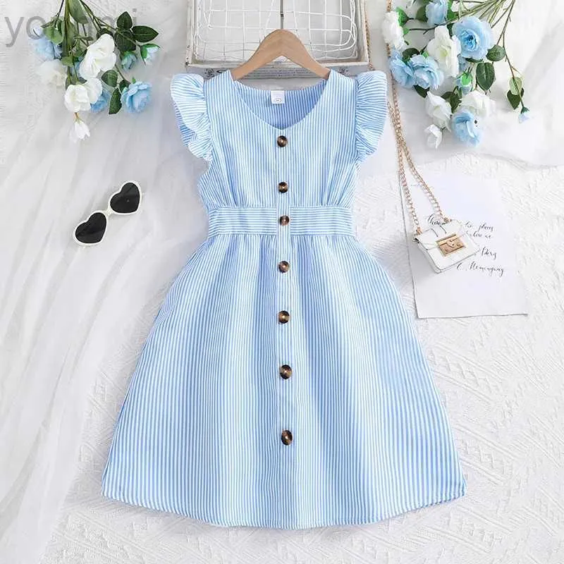 Abiti da ragazza Abito da ragazza Summer Nuova striscia azzurra arruffato abito a v-scollo a v-collo elegante Elegante grazioso giorno casual vacanza in stile preppy outifits d240423