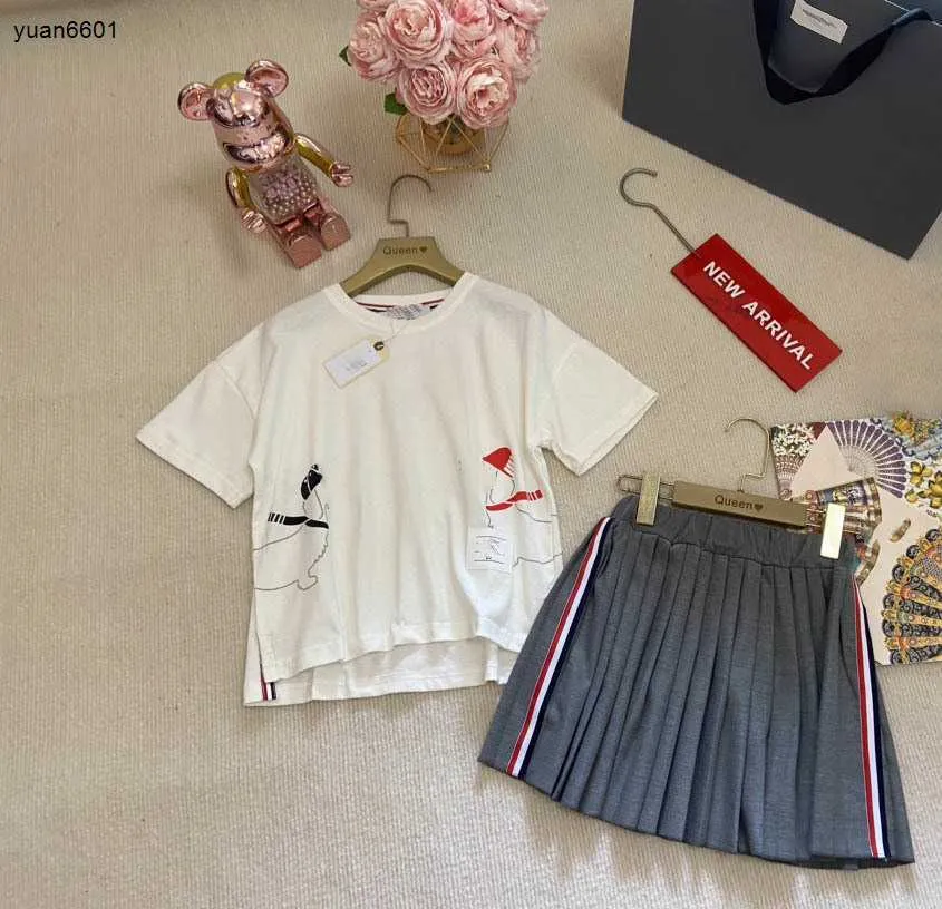 Popular girls dress suit summer baby tracksuits kids designer clothes Size 90-140 CM Contrast pattern short sleeved and skirt 24April