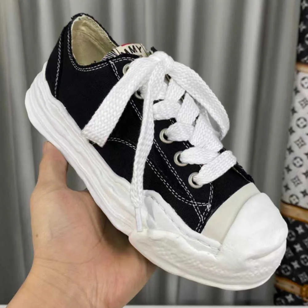 Wholesale MMY Maison Mihara Yasuhiro Shoes Hank Low Top Flats 