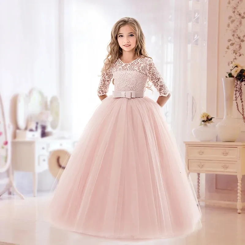 Elegant Princess Lace Dress Kids Flower Brodery Dresses For Girls Vintage Children for Christmas Party Red Ball Gown 240416