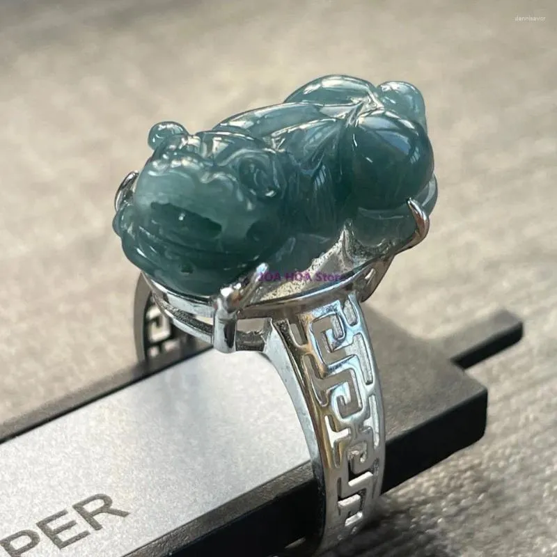 Pierścienie klastra S925 Inkrustowani srebrne Jade Handring Natural Oil Cyanblue Pierścień Ręcznie szaleństwo chińskie bestia