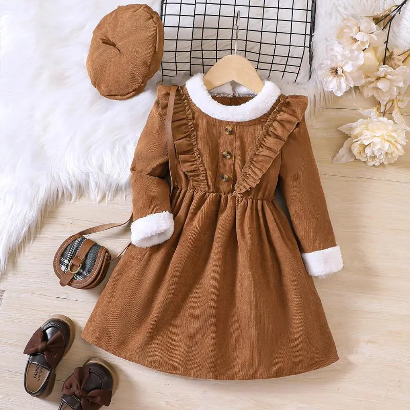 Robes de fille 2024 Hiver Girls Robe Longue manche O Ruffles de cou Fleep Brown Pink Jute Designer Princess Vestido 18m-7T