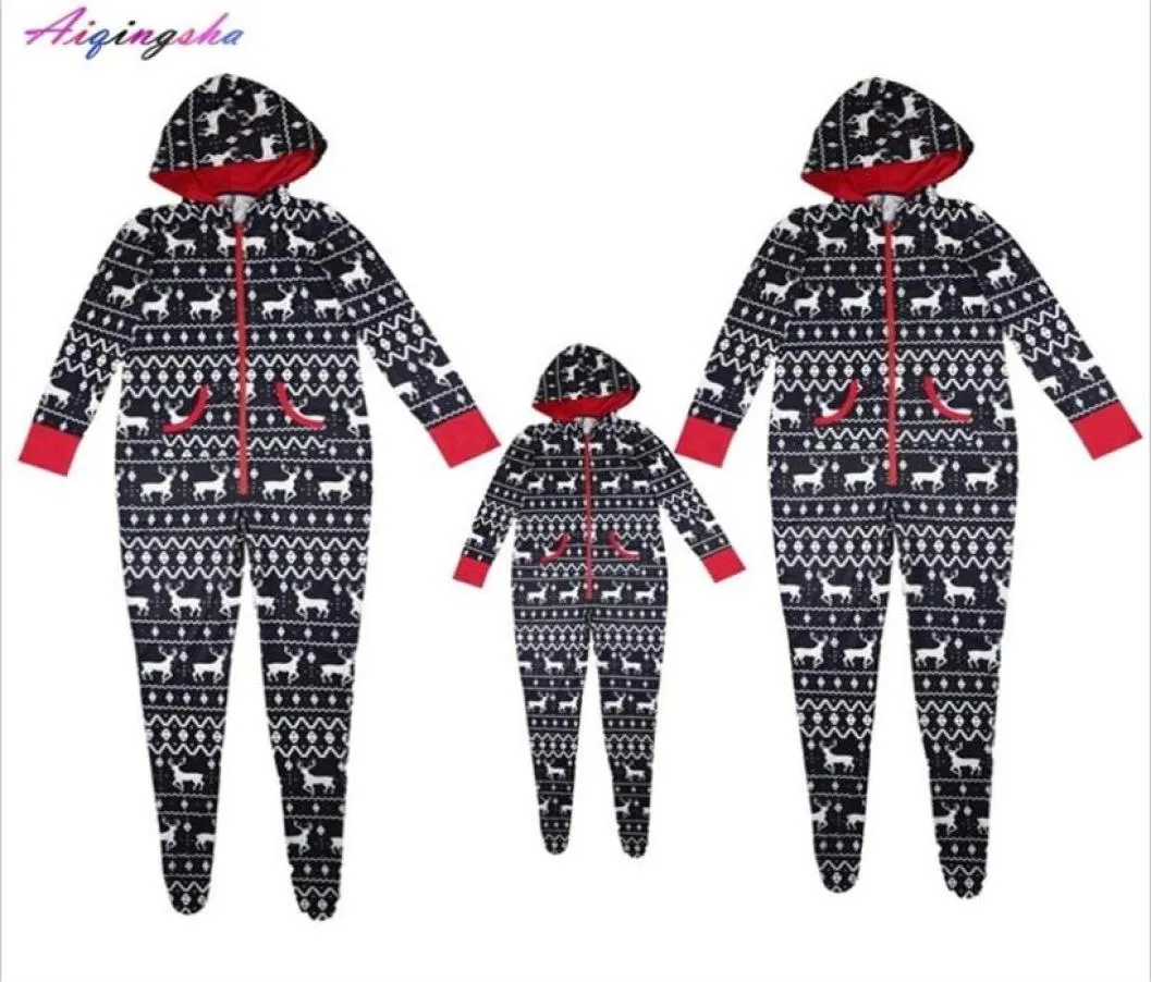 Family Christmas Pajamas Father and Son Matching Outfits Couple Christmas Pjs Deer Mother and Daughter Clothes Baby Rompers LJ20111478636