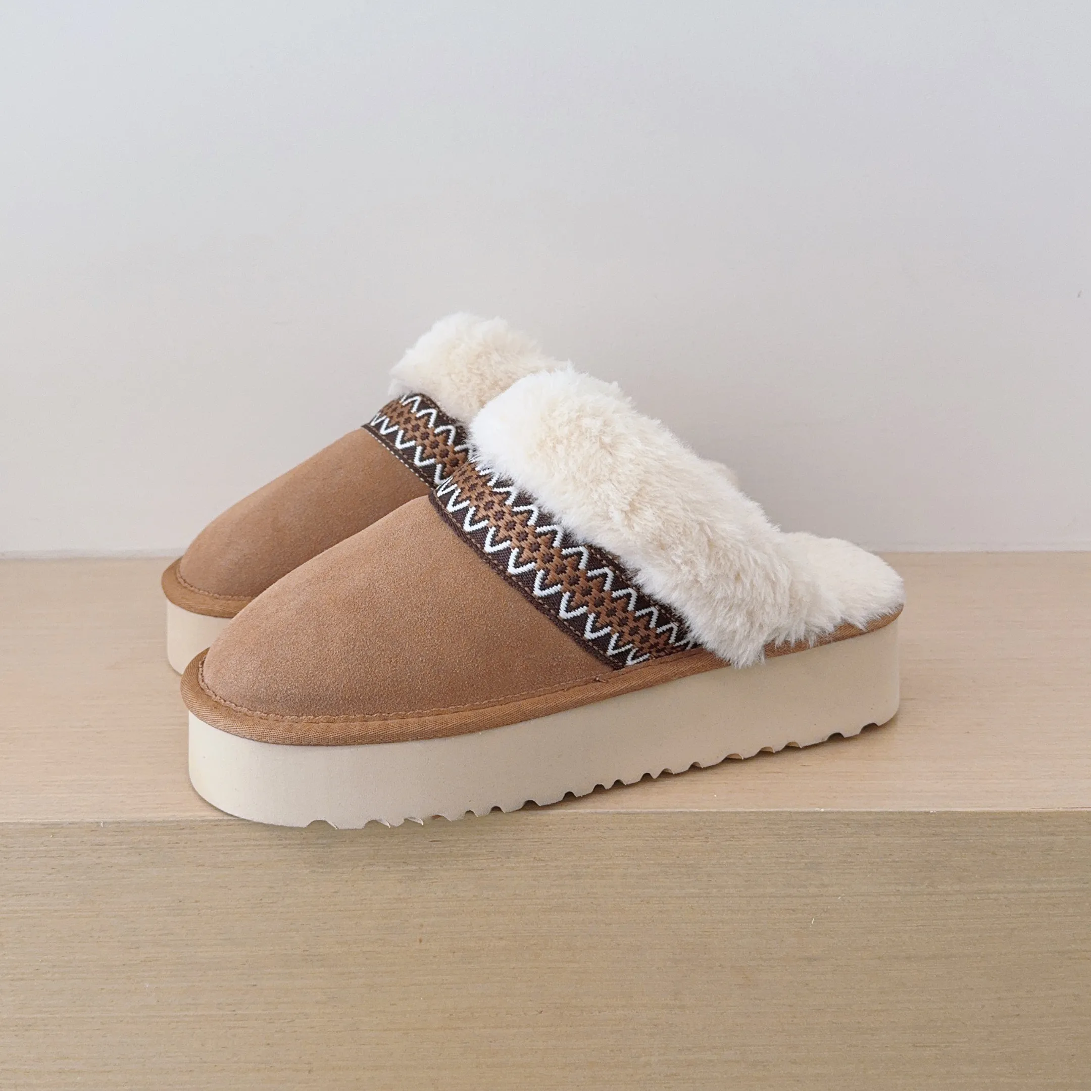 Winter Women Slippers Disquette Atherson Platform Slipper
