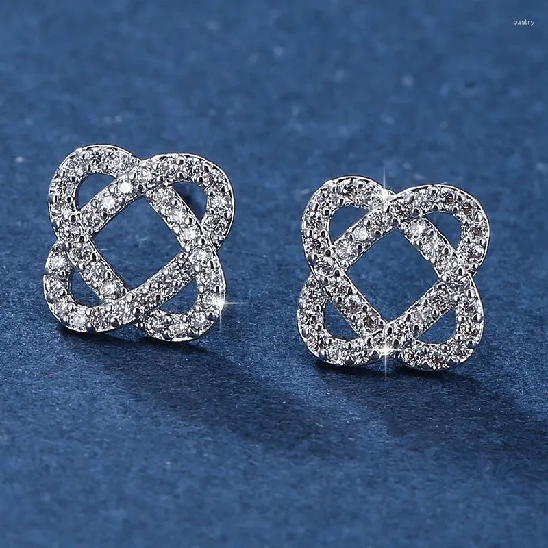 Stollenohrringe Geometrische Blume für Frauen Kubikzirkonia Hohlklee Ohren Ohrmarke koreanische Modeschmuck Z357