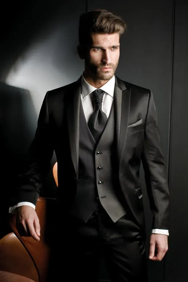 Tuxedos 2015 Custom Made Groom Tuxedos Black Formal Suits Wedding suits Groomsman Suit Mens Suit (Jacket+Pants+Tie+Vest) Bridegroom Suit
