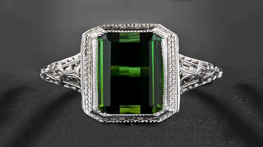 Clusterringen Vintage Antiek patroon Snijvouwen Grote groene stenen ring Geometrie Zilverkleur voor mannen Women verloving Sieraden Y5N5434741293