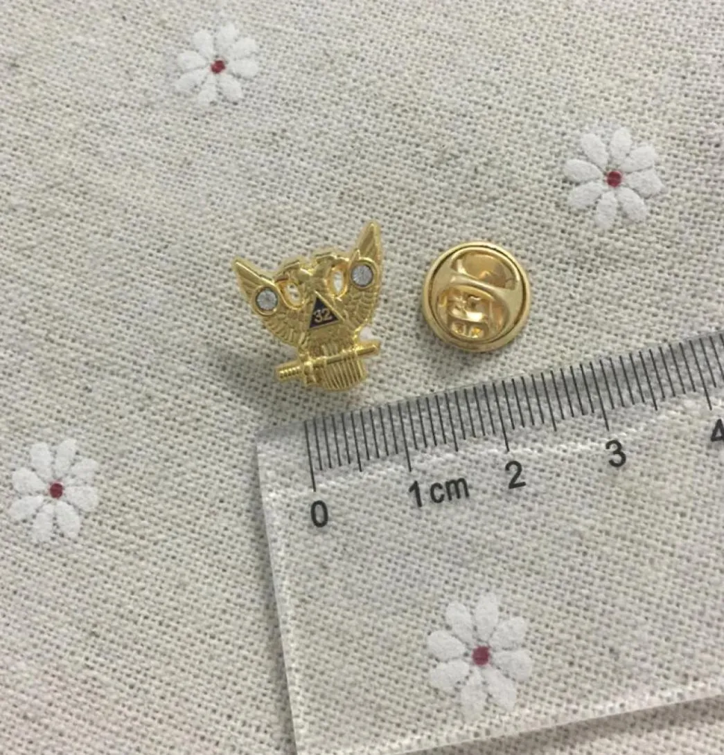 100 pcs Owl Masonry MA Pins e Spilla a 32 gradi per perno a tappeto aquila color oro raggi rite badge metallo personalizzato Craft83303903749190