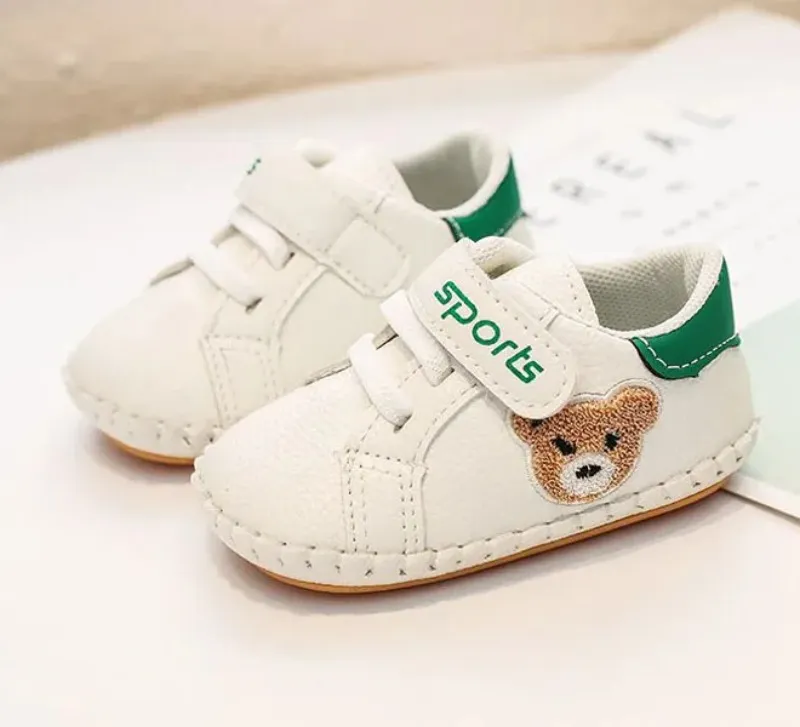 Zapatillas para bebés niños recién nacidos niñas primeras caminantes niños niños pequeños con zapatillas PU zapatillas prewalker zapatos blancos 0-18m
