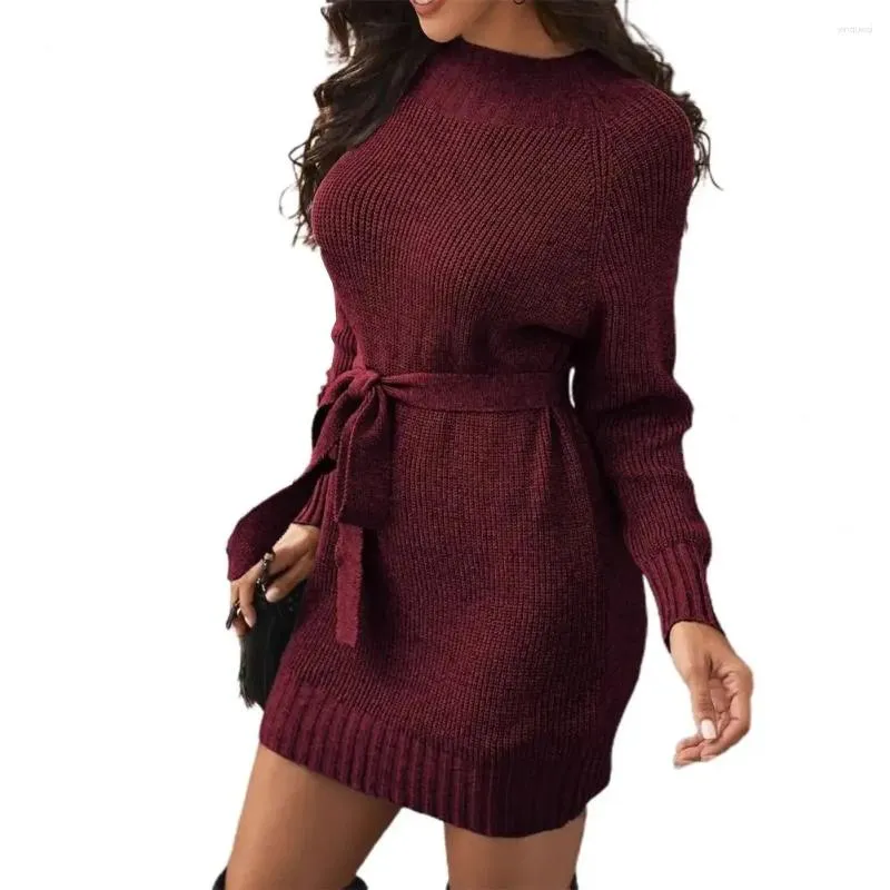 Sukienki na co dzień Kobiety z długim rękawem Kobiety Zimowa jesień 2024 O-Neck A-Line Mini sukienka Seksowna zagęszcza krótki sweter