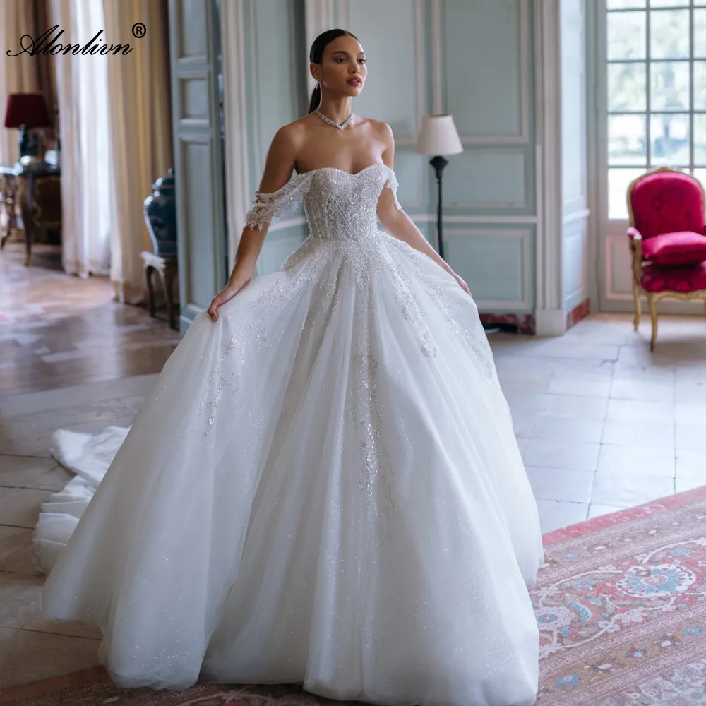 Vestidos De Novia De Encaje Corto: Perlas Con Cuentas Appliques - Main Image