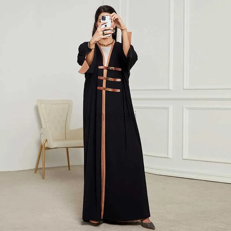 Vêtements ethniques Nouveaux boucles en cuir élégant Abaya Robe musulmane pleine longueur Dubaï Femelle Split Sold Islamic Robe Islam Robe Dropshiping D240419