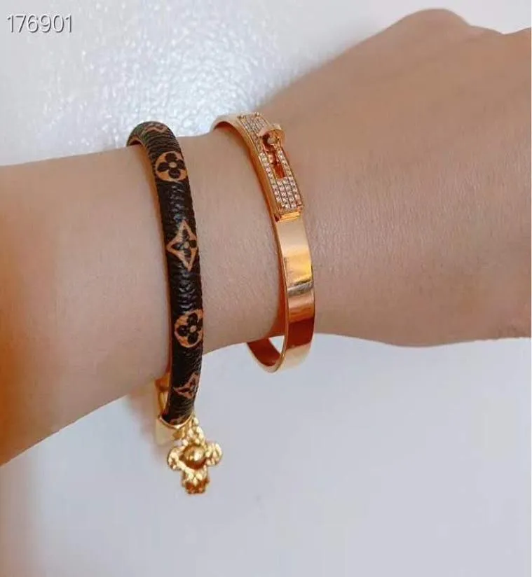 Fashion New Lady Bracelet Sieraden Leer Bracelet 2020New04585651