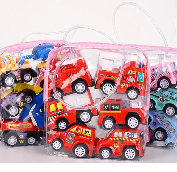 子供の漫画ミニ慣性プルバックカーセットおもちゃの車のバッグギフト