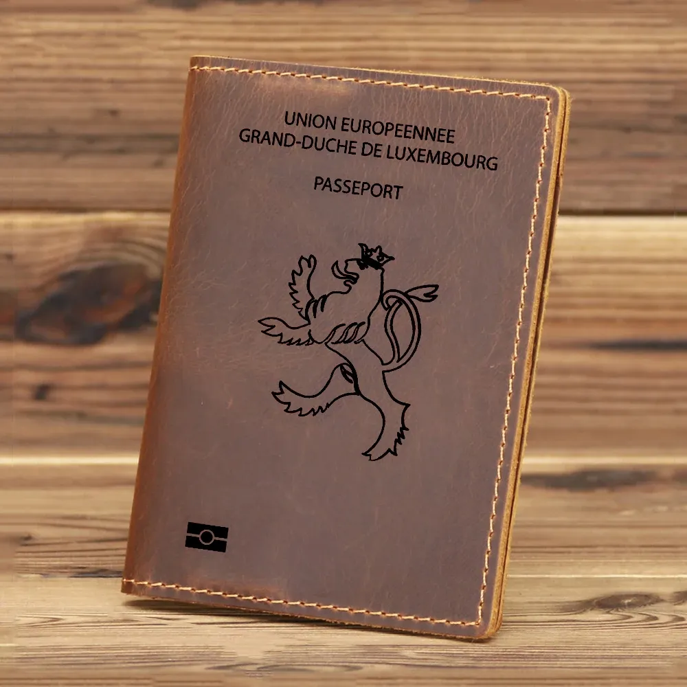 Innehavare Full äkta läder Luxemburg Passport Cover Cowhide Leather Luxemburg Passport Checker Holder Travel Plånbokstillbehör