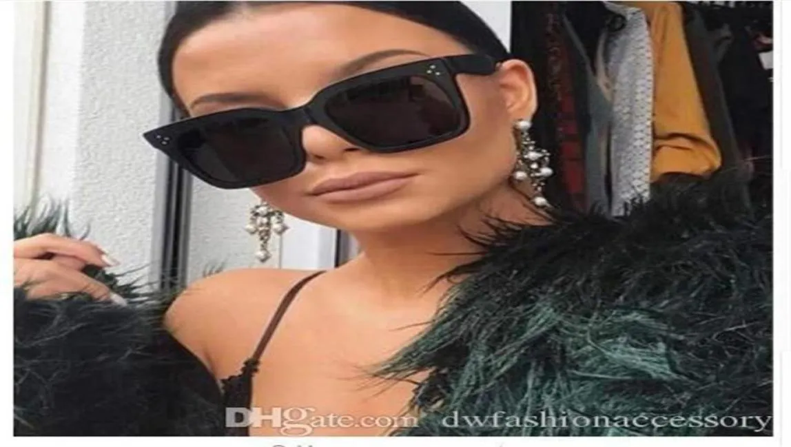 2019 Kim Kardashian Sunglasses Lady Flat Top Eyewear Lunette Femme Women Sunglasses Women Rivet Sun Glasse UV400DR35264v6853005