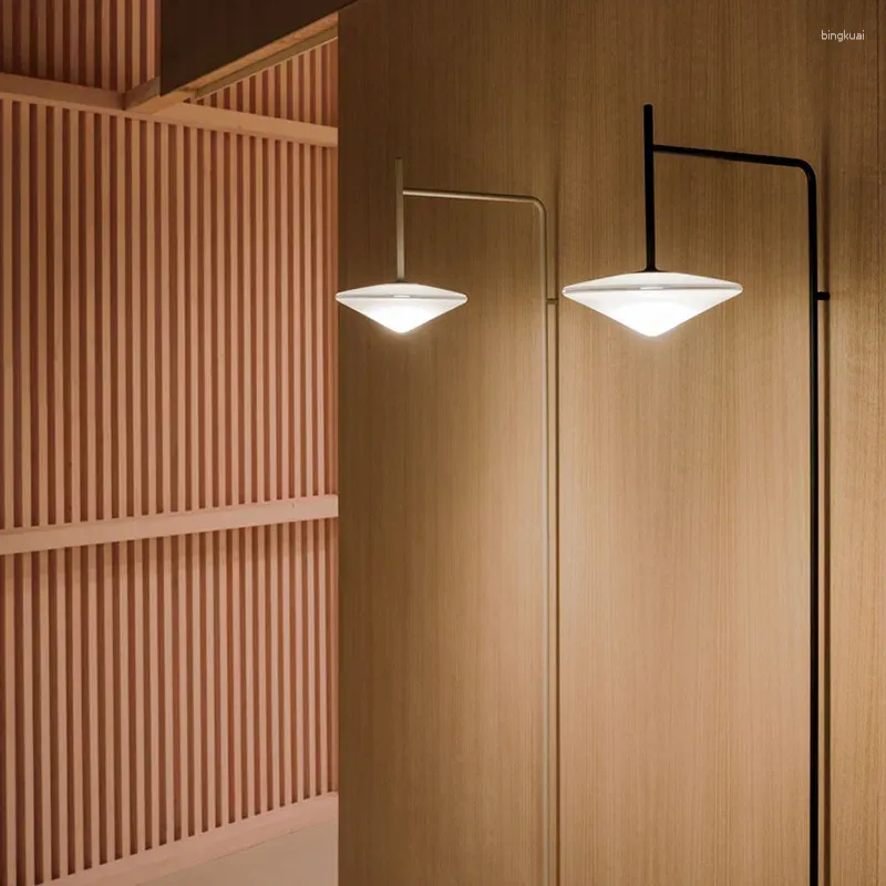 Lâmpada de parede minimalista de estilo industrial cantilever luminária de pólo longo