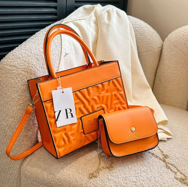 2pcs/set!Luxury Women Handbags Letter Shoulder Bags Female Handbag Tote Bag Shopper Purses PU Crossbody Bags Women Clutch Bag