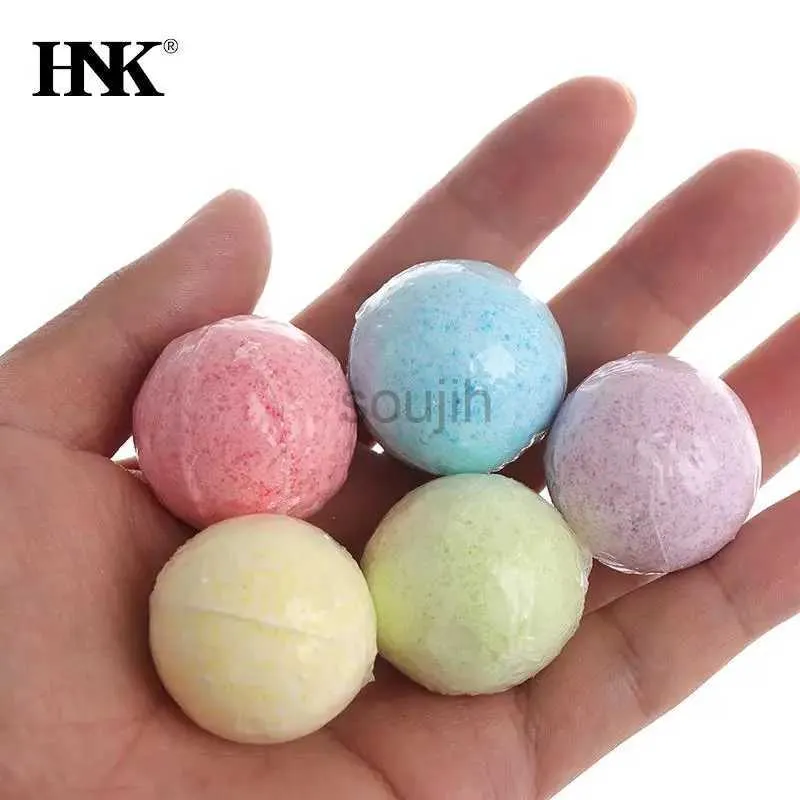 Bain à bulles 1pc 20g Small Bath Bomb Corps Sea Moule de sel de sel Détente Stress Stress Boule de bulles Hydratage Cleaner de douche pour les vacances Drop Spa D240419