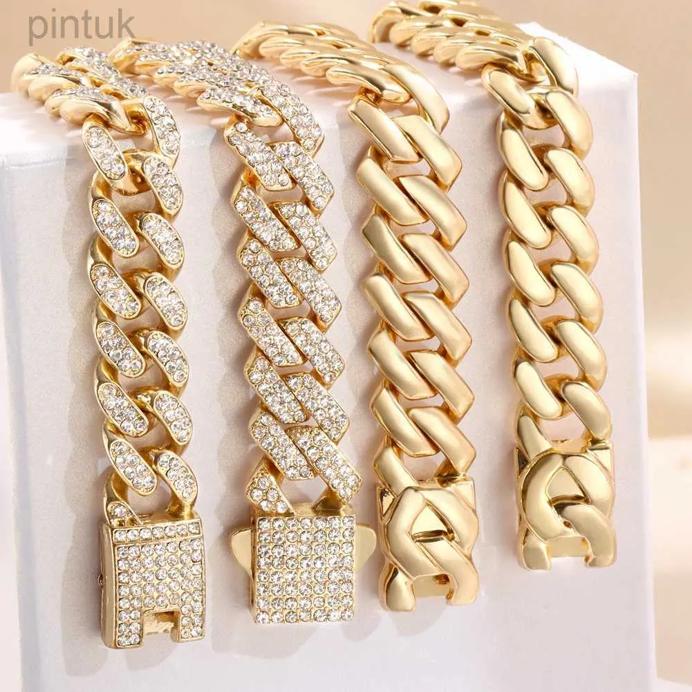 Chain Mulheres Bracelete de corrente cubana Hiphop Bling Iced Out Chain Gold Silver Color Rhinestone Pavimented Bracelet Metal Men Jewelry Gift D240419