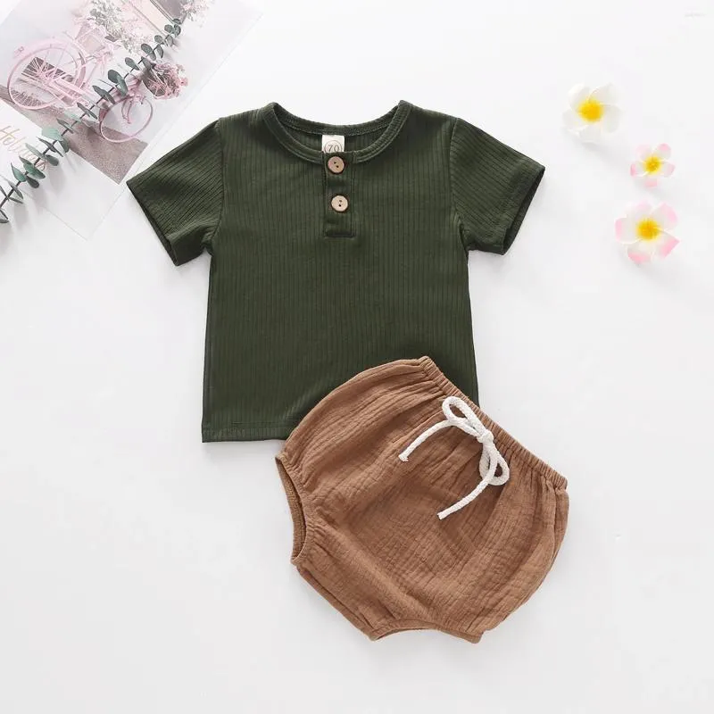 Kläder sätter 0-24 månader 2st Baby Boys 2024 Summer Ribbed Short Sleeve T Shirts Shorts SetScotton Born spädbarnskläder kostymer