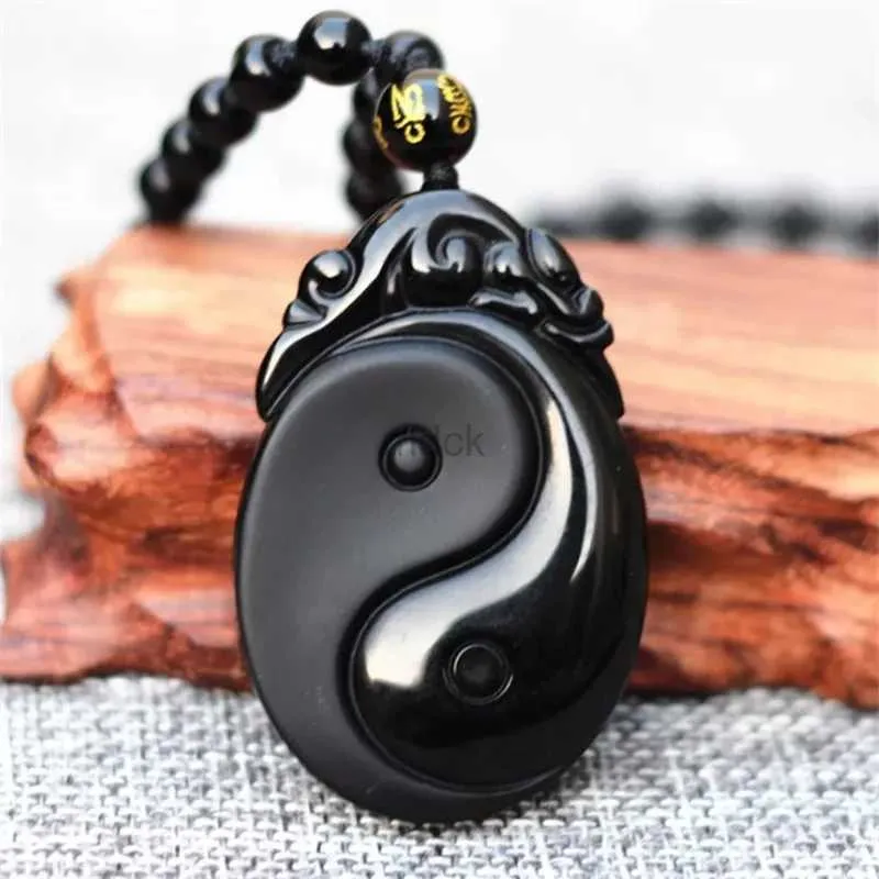 Pendant Necklaces Natural Black Obsidian Carved Yin and Yang Bagua Necklace Pendant Fishes Pendant Necklace Jewelry 240419