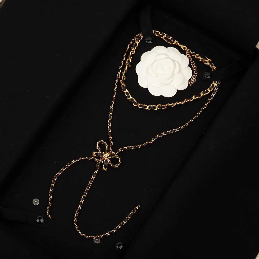 Pendant Necklaces Designer Top Quality Black Bow Pendant Gold Necklace Sweater Chain Woman Europe Jewelry Girl Gift Party Trend 240419