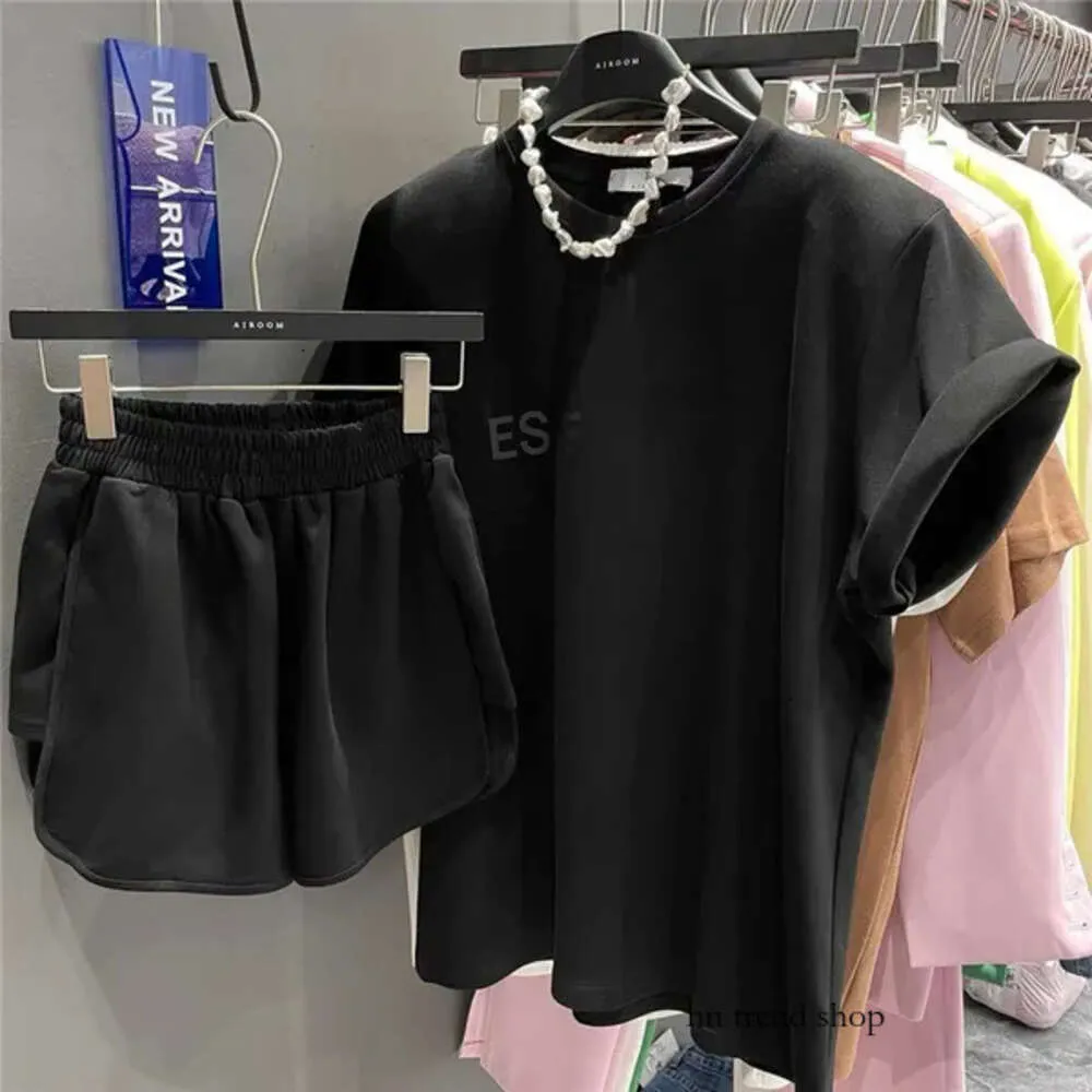 Designer Tracksuit Kobieta Krótki zestaw damski projektant odzieży dwuczęściowy zestaw do joggingu nowy litera nadrukowane krótkie rękawy seksowne modne set spódnica 666