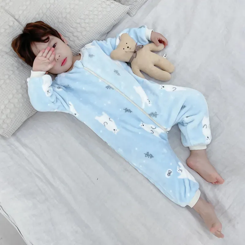 1 till 5 år Vinterflanell barnpyjamas sovsäckar rompers för pojkar och flickor onepiece kostymer hemkläder 240415
