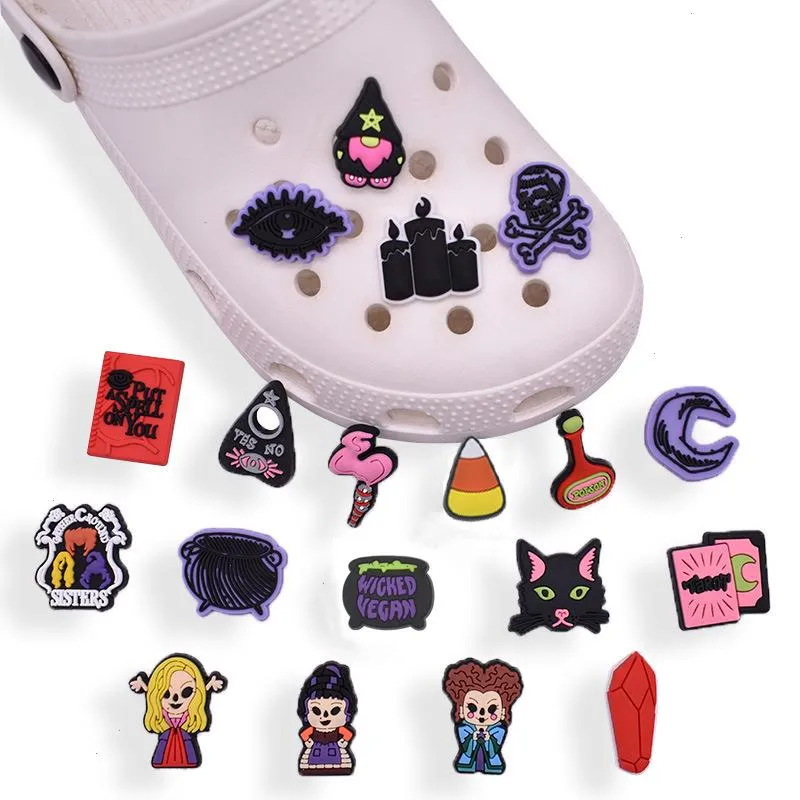 Anime charmes en gros de souvenirs d'enfance Série de sorcières drôles cadeau de dessin animé charmes accessoires de chaussures pvc décoration boucle boucle soft rubber slog charmes