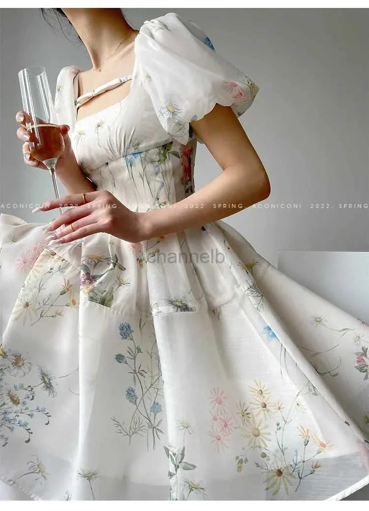 Grundläggande avslappnade klänningar 2023 Womens Dress French Elegant Flower Chiffon Party Evening Dress Beach Fairy Long Sleeve Korean Summer Plus Size Midi Dress 240419