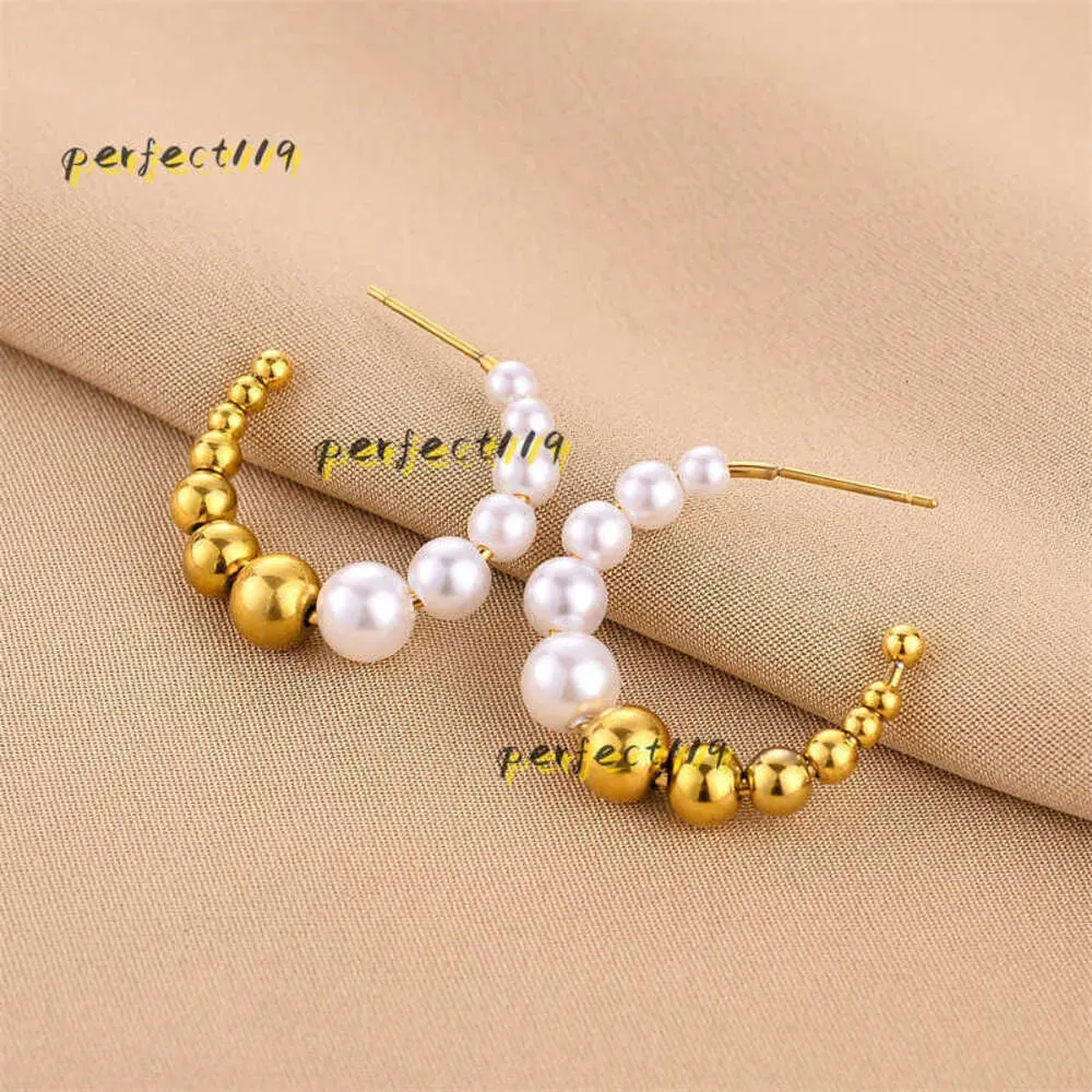 Stud Stud Luxury örhängen Pearl Stud Charm Earrings Luxury Designer Märke bokstav kristall strass örhänge 18k guldpläterade kvinnor weddi