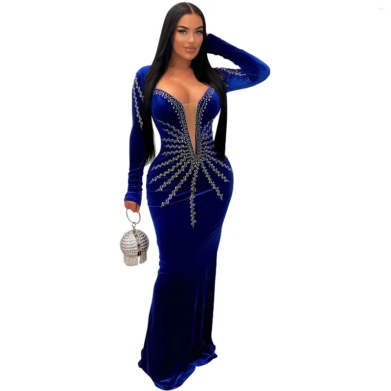 Rhinestone Long Sleeve dress - Solid Color, Round Neck, High Street Style, Floor Length for Women's Casual Fashion Rhinestone Long Sleeve dress - Solid Color, Round Neck, High Street Style, Floor Length for Women's Casual Fashion