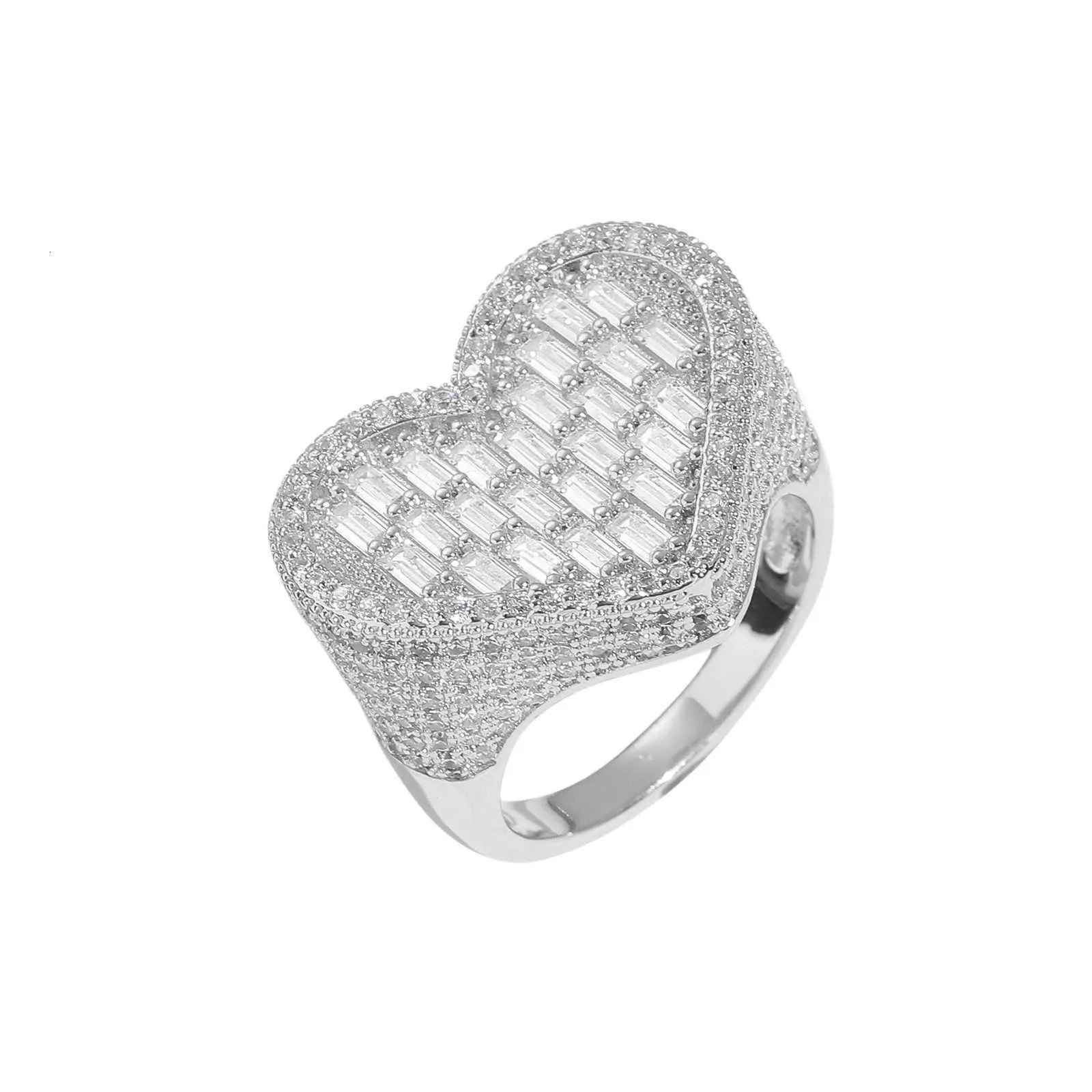 Nieuwe straat trendy verticale T-vormige liefdesring gepersonaliseerd hiphop zilveren set diamant hart ring merk sieraden ontwerp