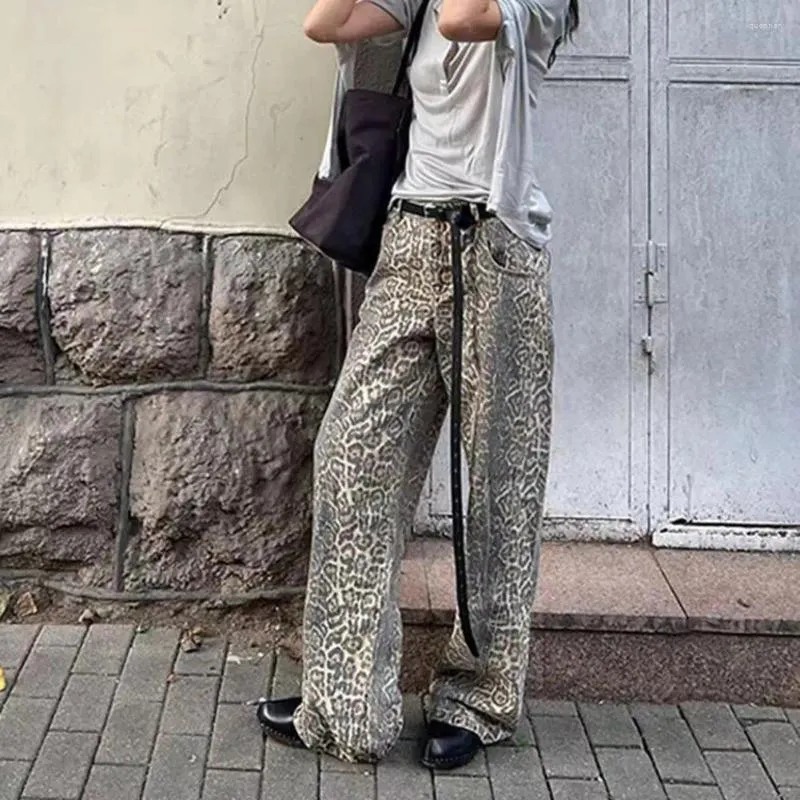 Pantalones de mezclilla con botones de jeans para mujeres Piernas de leopardo con la pierna ancha para hombres pantalones retro callejeros con calzoncillos de lúpulo