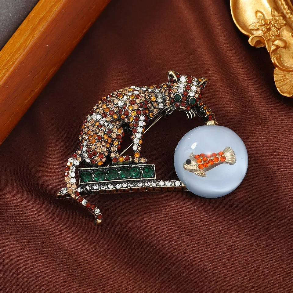 Handmade Large Size Cat Fish Brooch Vintage Chinoiserie Kitty Animal Unisex Pin Coat Suit Lapel Creative Badge 240412