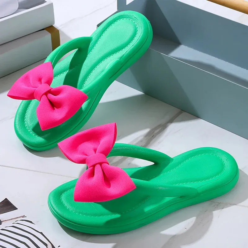 Koreaanse slik bowtie flip flops vrouwelijke zachte zool wolk slippers schoenen vrouw 2023 zomerplatform platte hakken sandaalglaasjes 240417