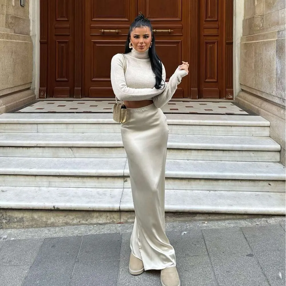 2024Celebrity Autumn High End Solid Color Slim Fit Long Irregular Draping Flesh Covering Skirt F41924